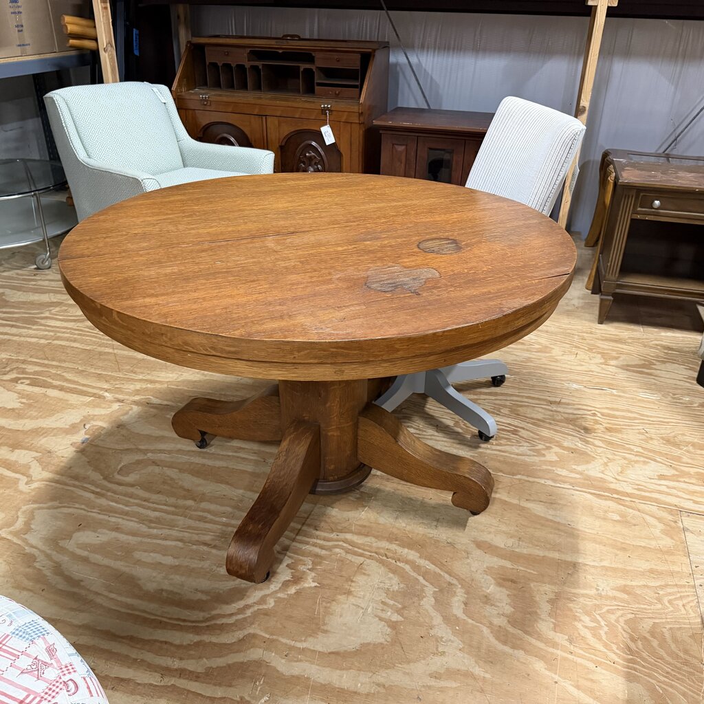 Round Oak Dining Table (Water Damaged)