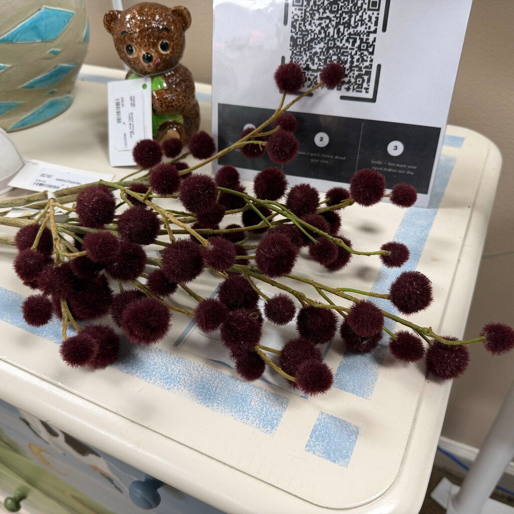 Red Pom Pom Spray Bundles