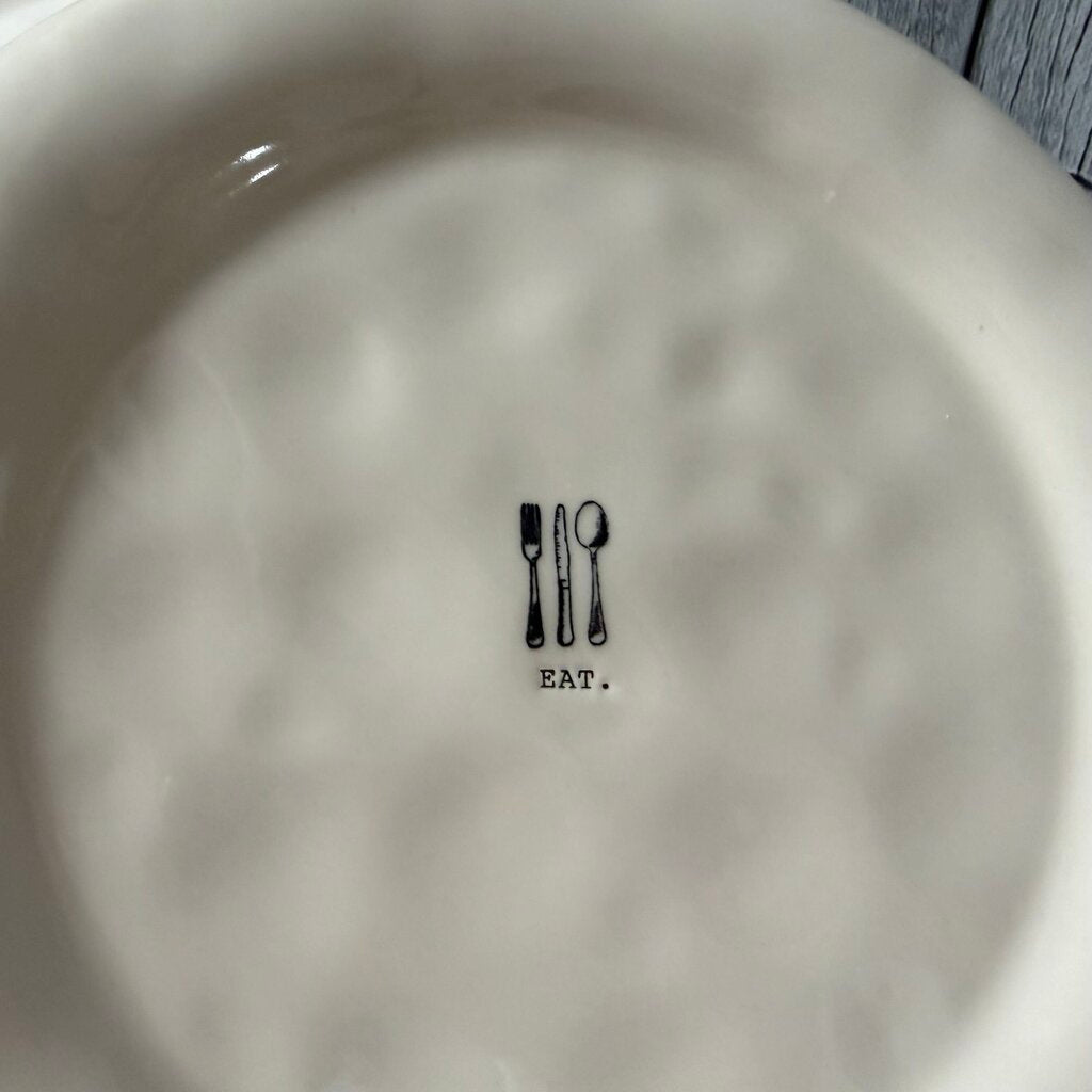 Set/9 "Eat" Dinner Plates