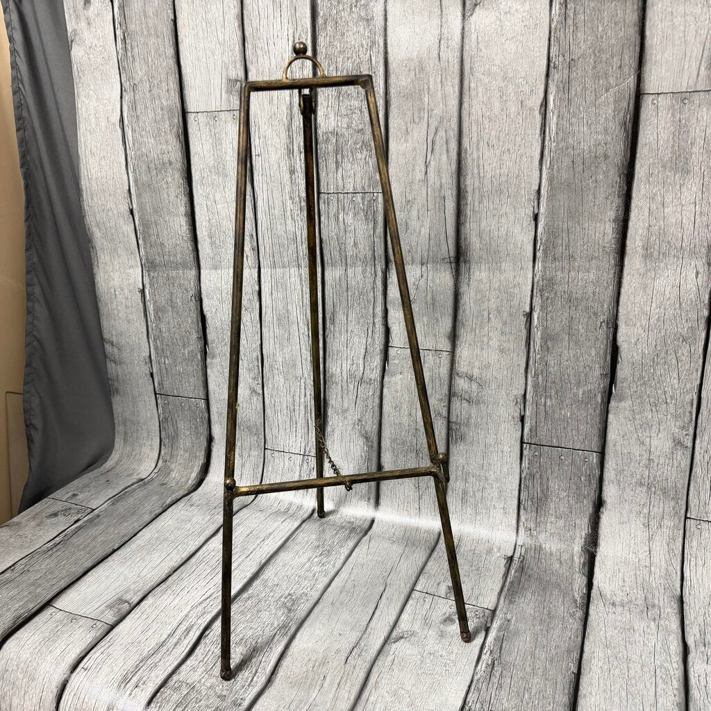 Metal Tabletop Easel