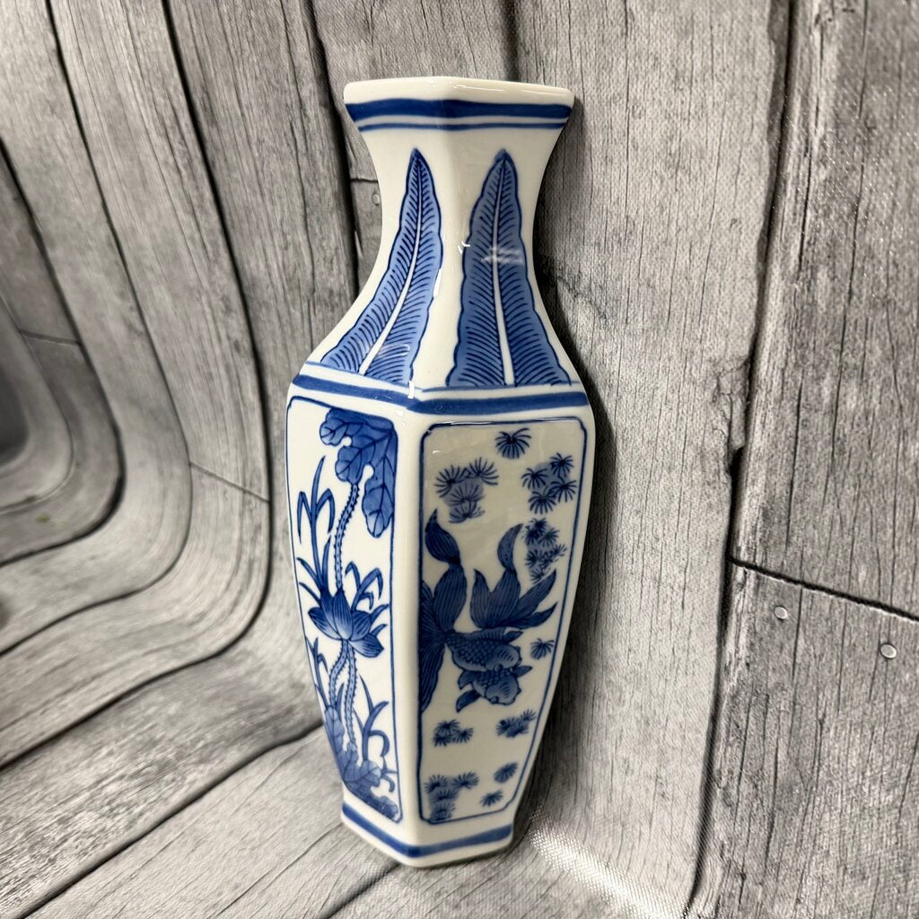 Chinoiserie Wall Pocket Vase