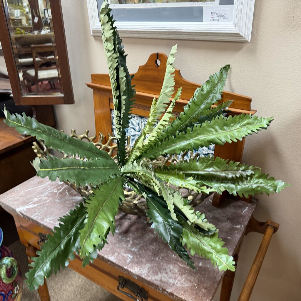 Ruffle Fern Spray