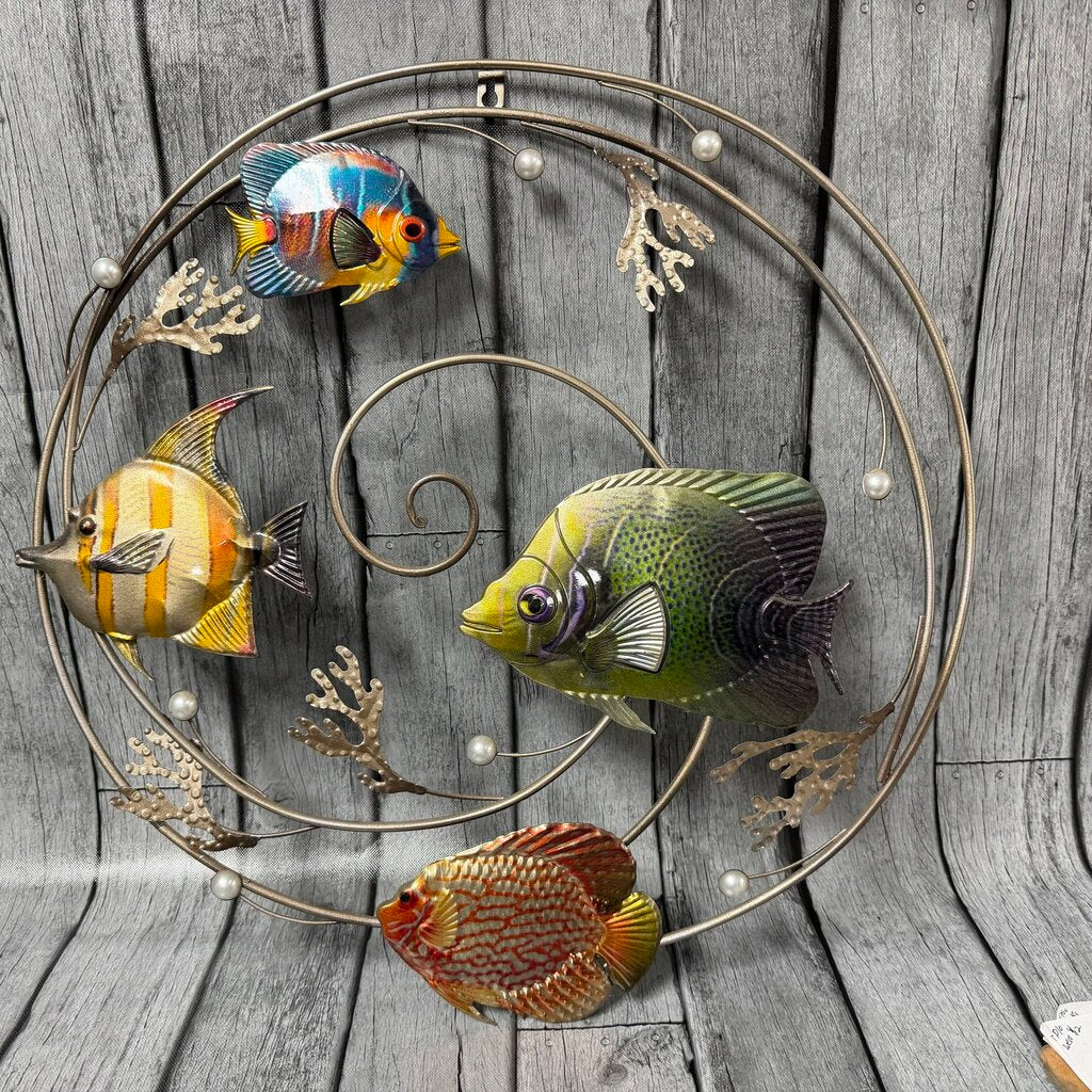 Round Metal Fish Wall Decor
