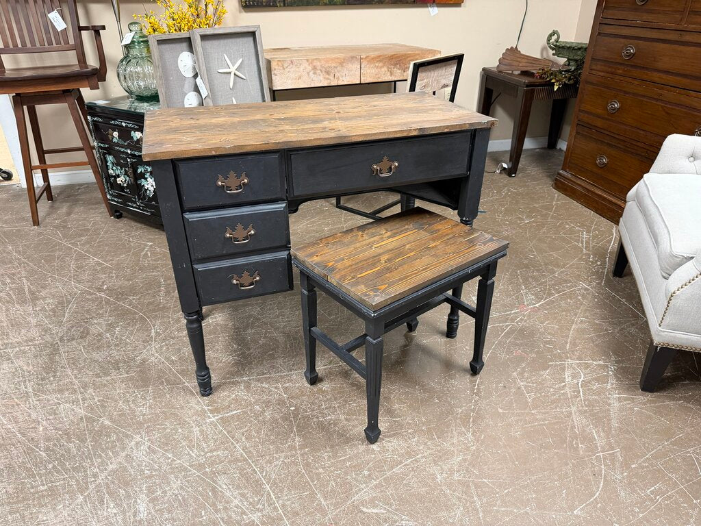 Two-Tone Wood Desk w/Stool