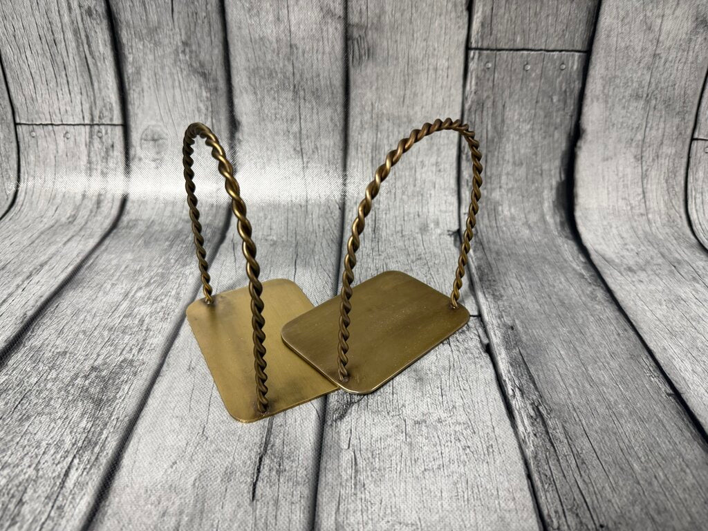 Twisted Bookends