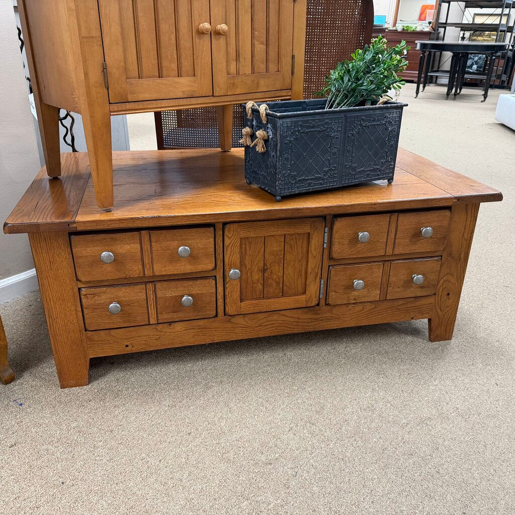Oak Coffee Table w/Storage