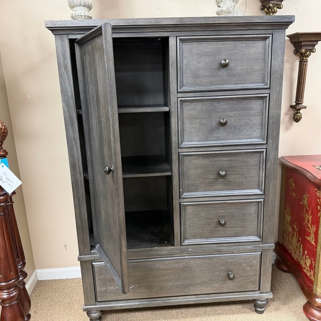 Weathered Wood Gentleman's Chest