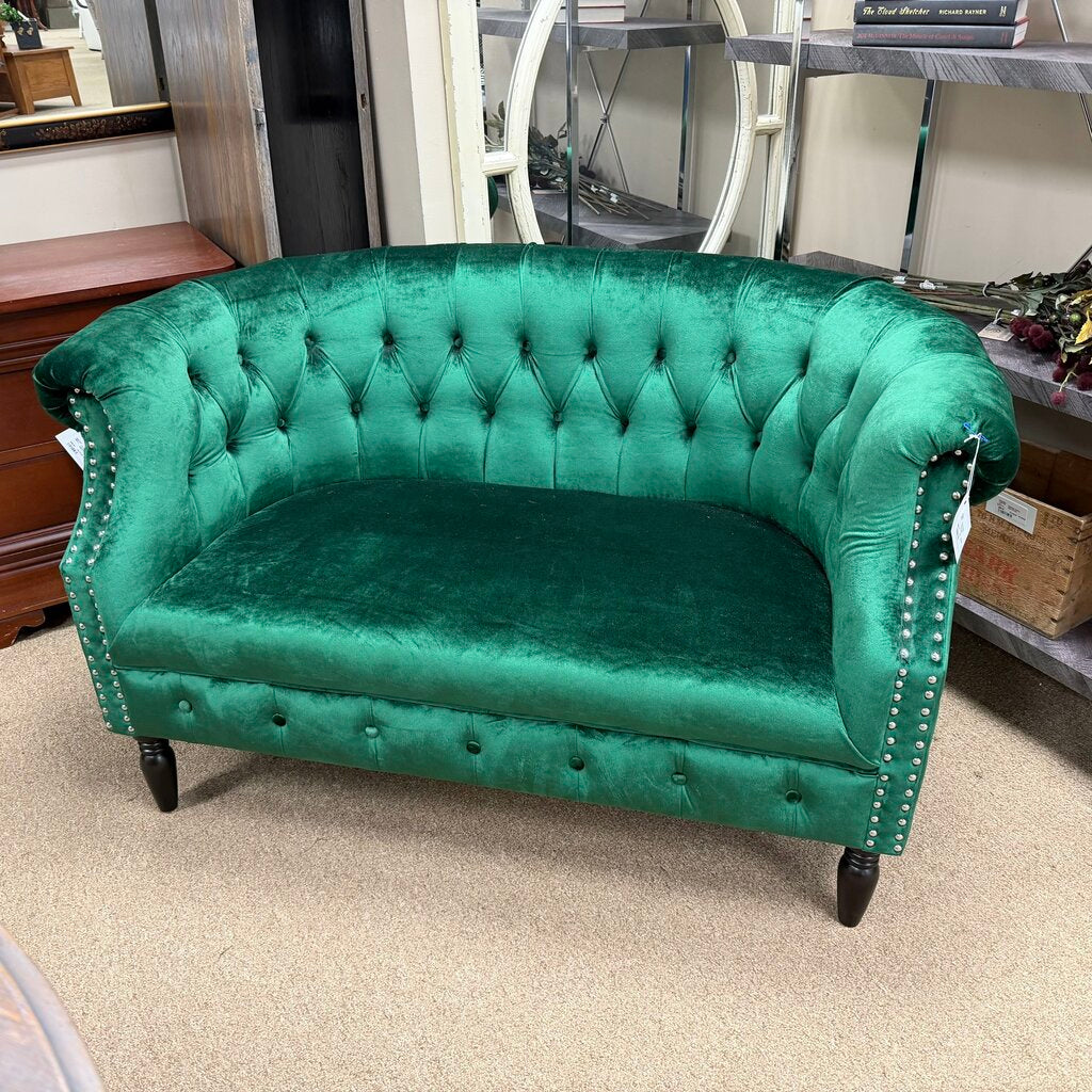 Curved Tufted Green Velvet Loveseat