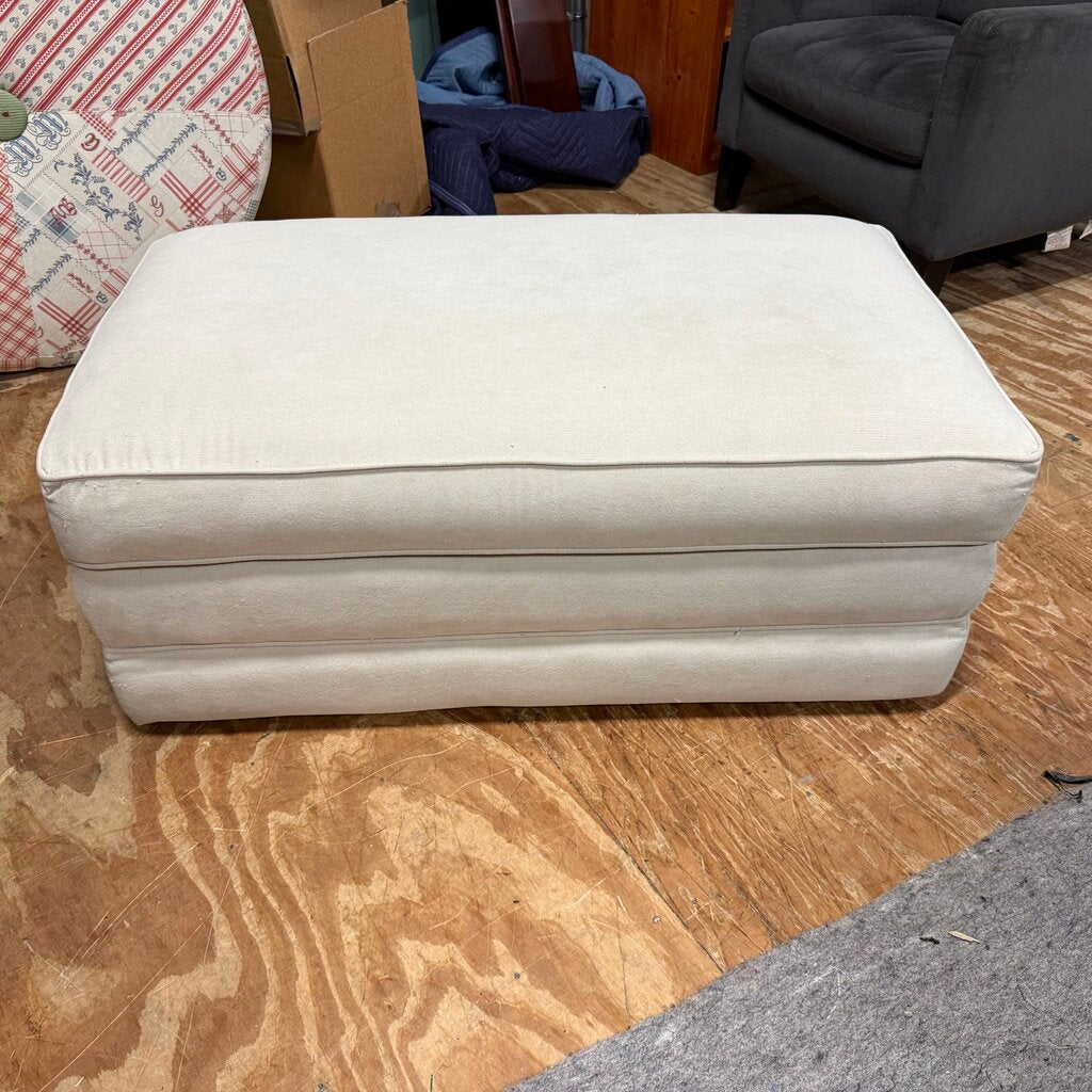 Cory Storage Ottoman