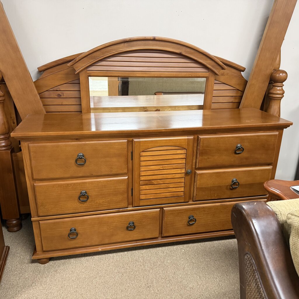 Mission Style Dresser w/Mirror