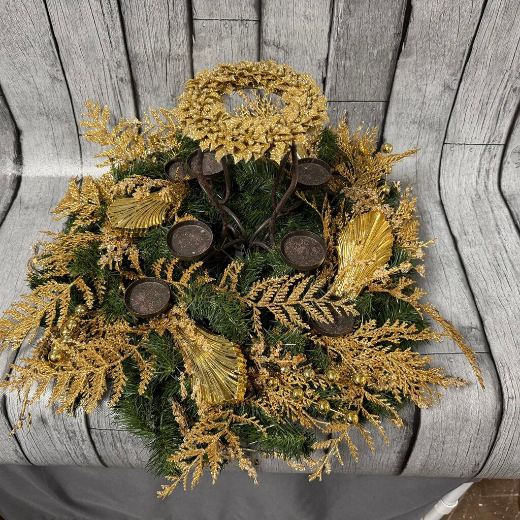 Greenery Wreath w/Gold Candle Holder Centerpiece