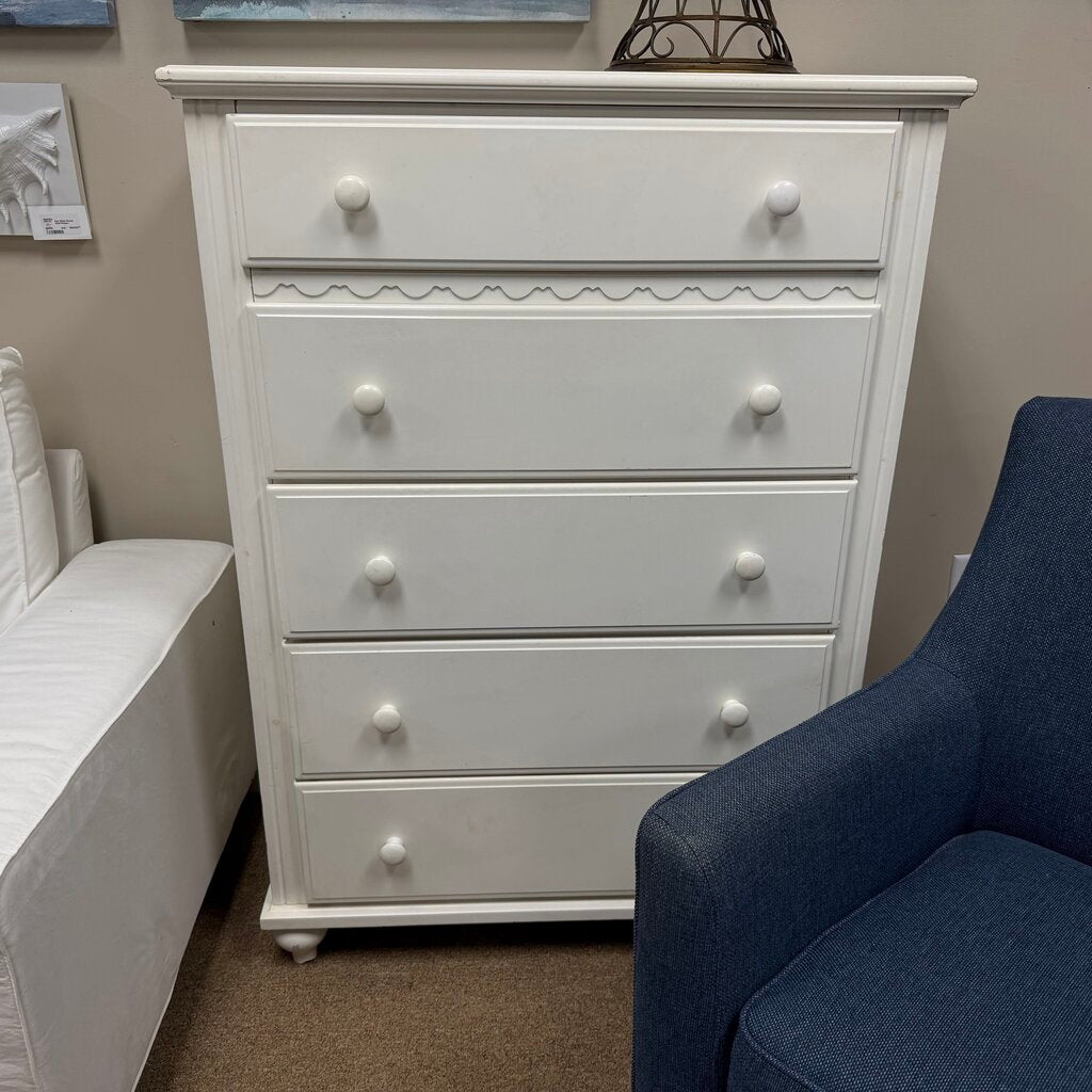 White Chest of Drawers