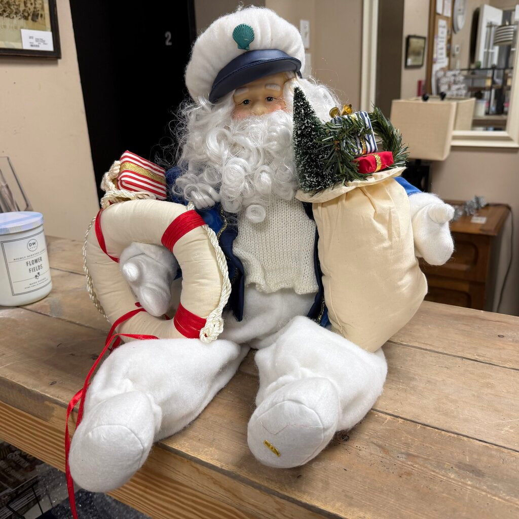 Captain Claus Shelf Sitter