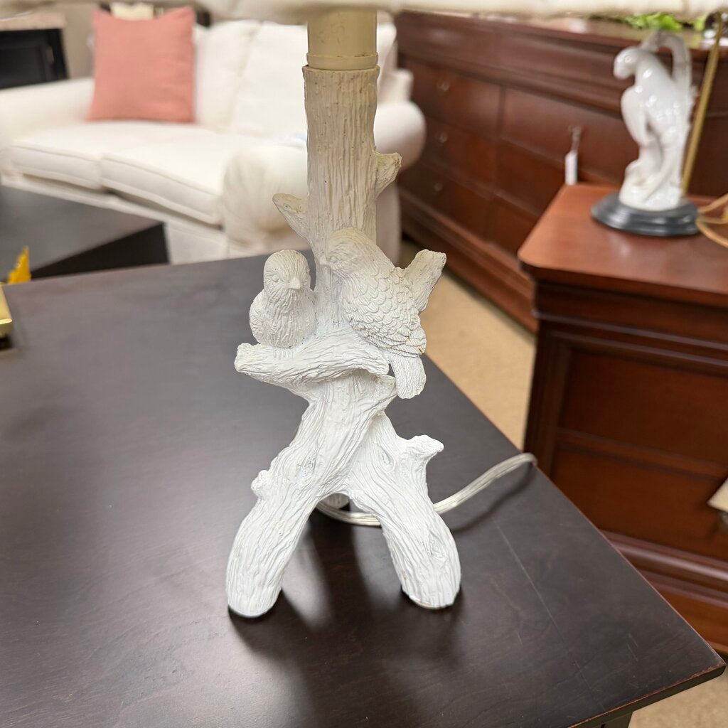 Small White Birds Lamp