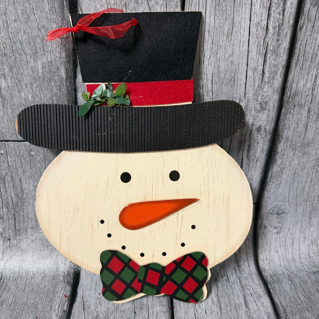 Wood Snowman Decor