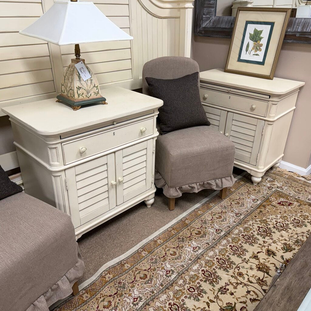 Pair Paula Deen Steel Magnolia Cream Nightstands