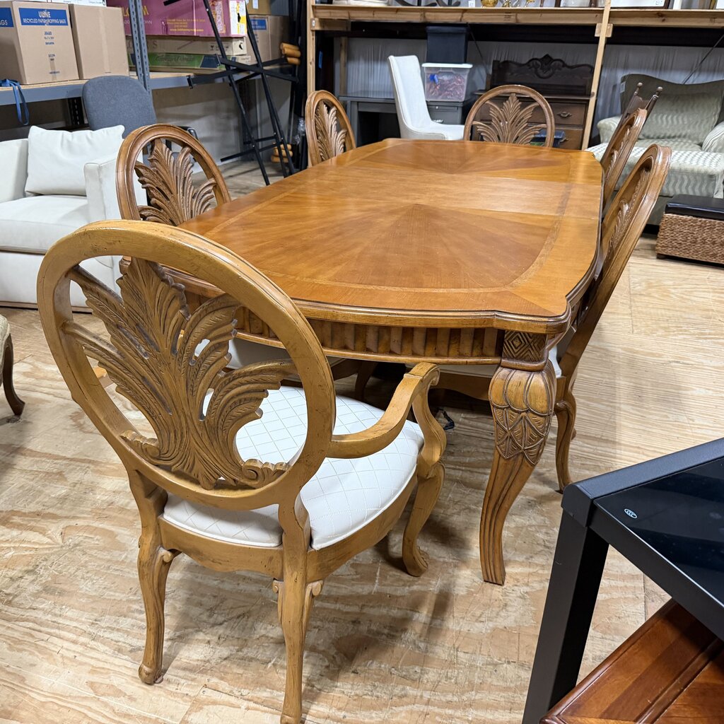 Dining Table + 2-22" Leaves + 6 Chairs